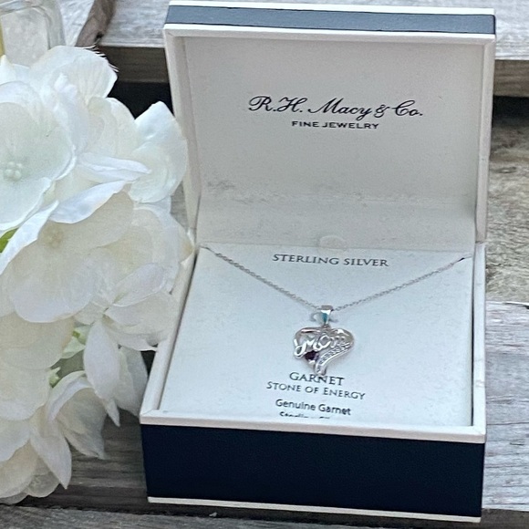 NWT MACY’S RHODOLITE GARNET & WHITE SAPPHIRE HEART MOM STERLING SILVER NECKLACE - Picture 7 of 12